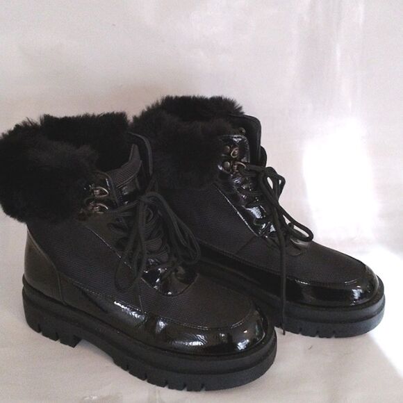 Olivia Miller Faux Fur Winter Boots - Picture 1 of 12